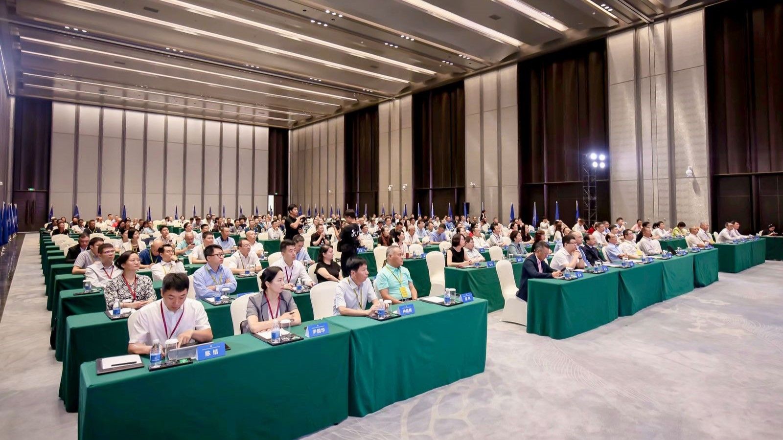 1727661577188318.jpg 10.上午主會場.jpg